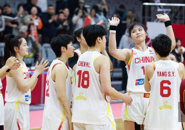 中国女篮vs比利时前瞻：三塔PK梅斯曼 战欧洲杯冠军谨防首败