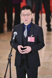 看祖国之变，向美好未来